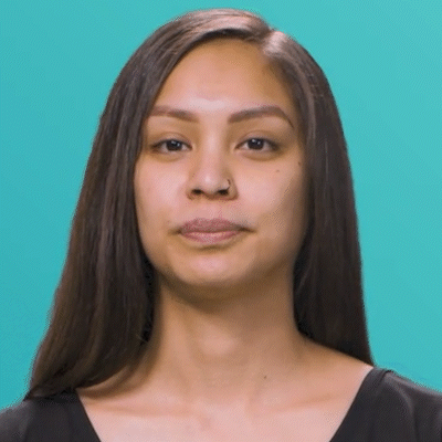 Head/Shoulders image of Josie Mendoza against a teal backdrop